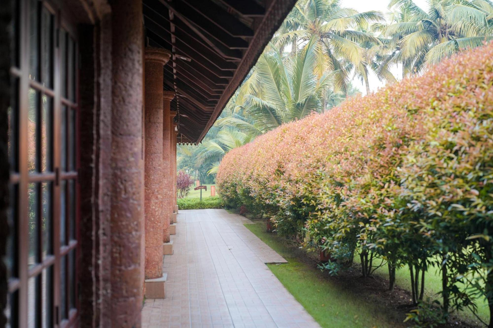 Lakesong Resort Kumarakom Exterior foto