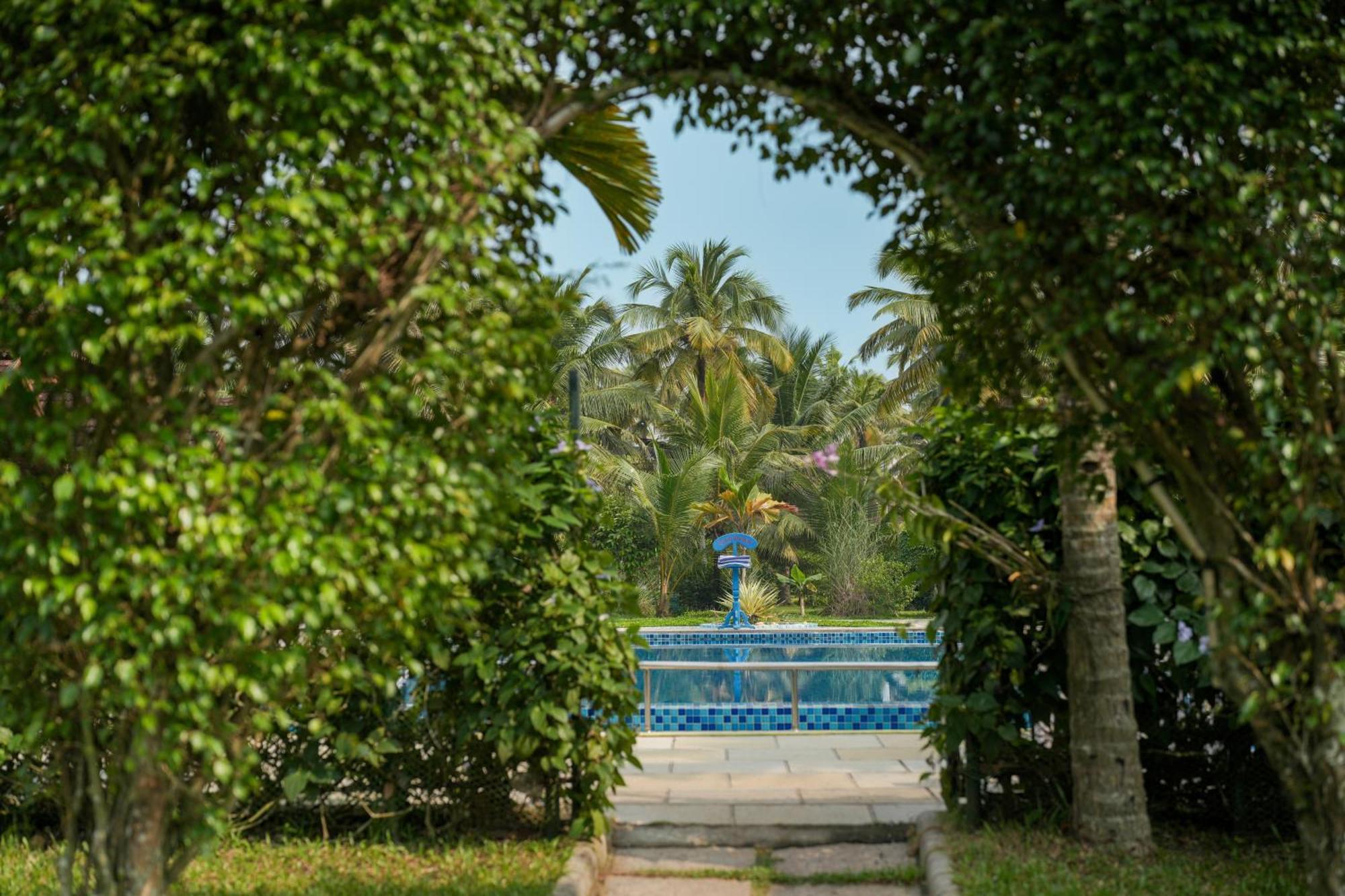 Lakesong Resort Kumarakom Exterior foto